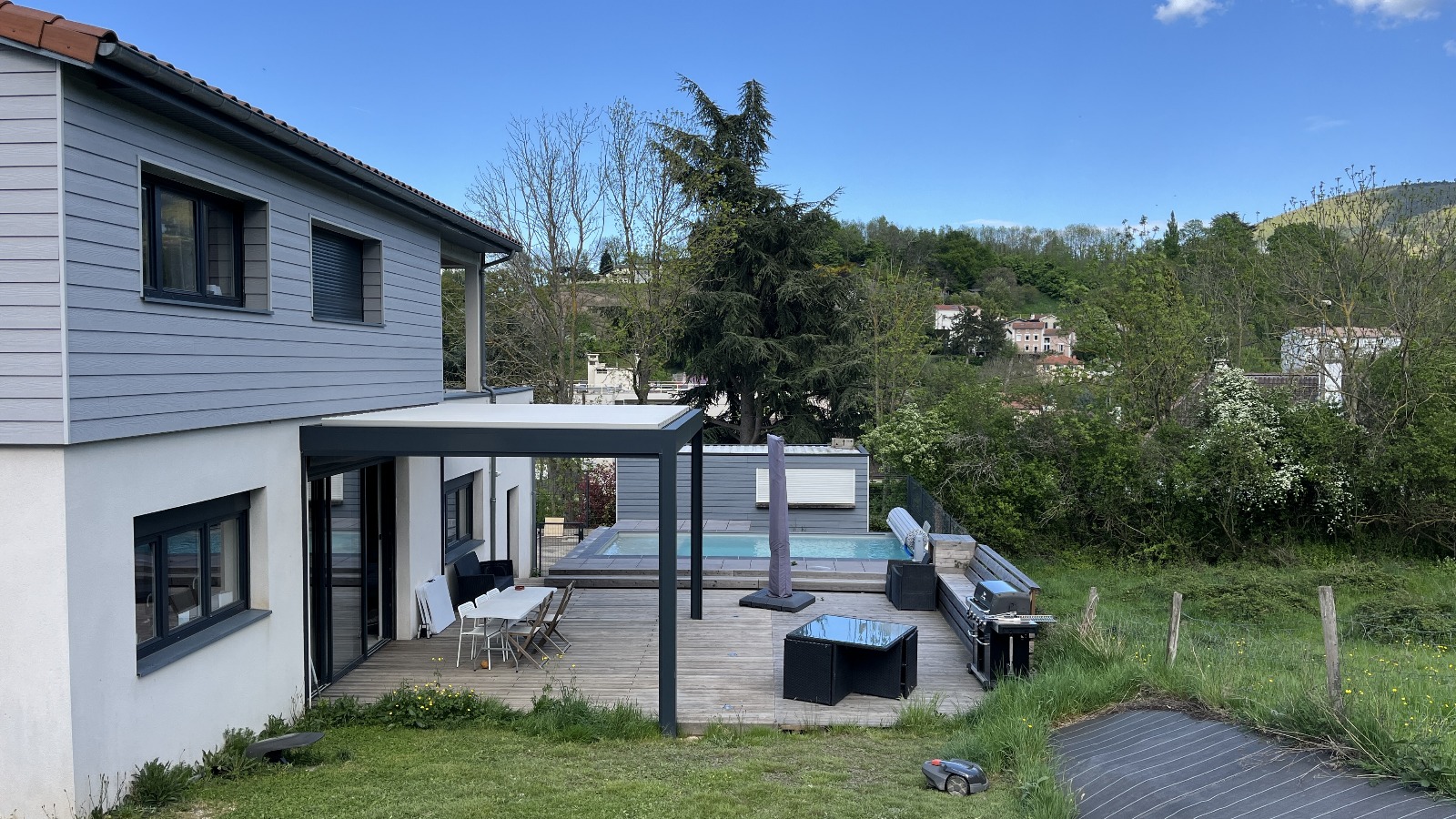 42- SAINT-ETIENNE – Maison 130 m²